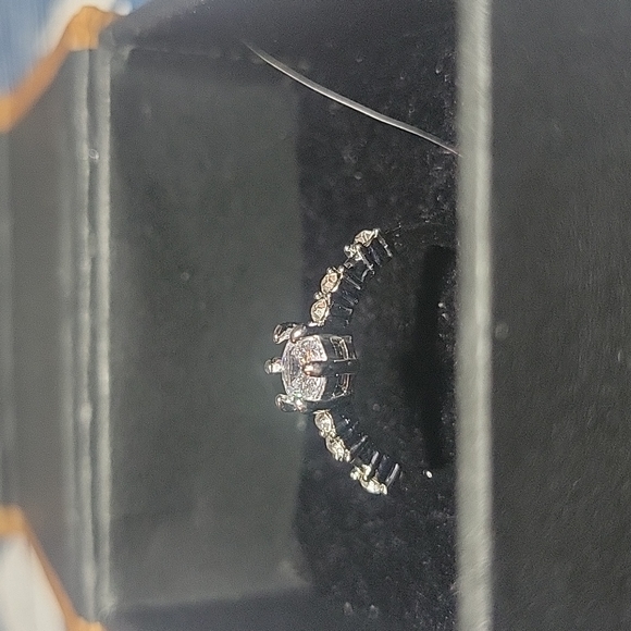 S925 18k white gold filled cubic zirconia engagement ring. - Picture 2 of 3